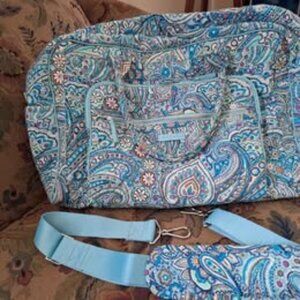 Vera Bradley Grand Weekender in Daisy Dot Paisley, with accessory bags included